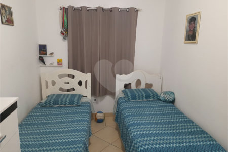 Casa à venda com 4 quartos, sendo 1 suíte, em Mogi Moderno, Mogi das Cruzes, SP