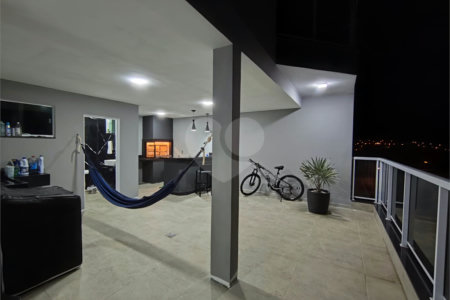 Casa à venda com 3 quartos, sendo 1 suíte,  em Residencial Colinas, Mogi das Cruzes, SP