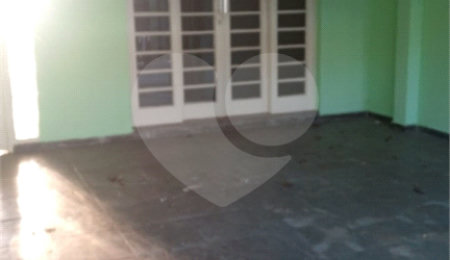 Sobrado à venda com 3 quartos, sendo 1 suíte, em Paulicéia, São Bernardo do Campo, SP