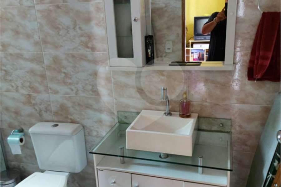 Casa à venda com 2 quartos, sendo 1 suíte, em Vila Medeiros, São Paulo, SP