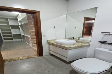 Casa à venda com 3 quartos, sendo 1 suíte, no condomínio Mantova, Indaiatuba - SP