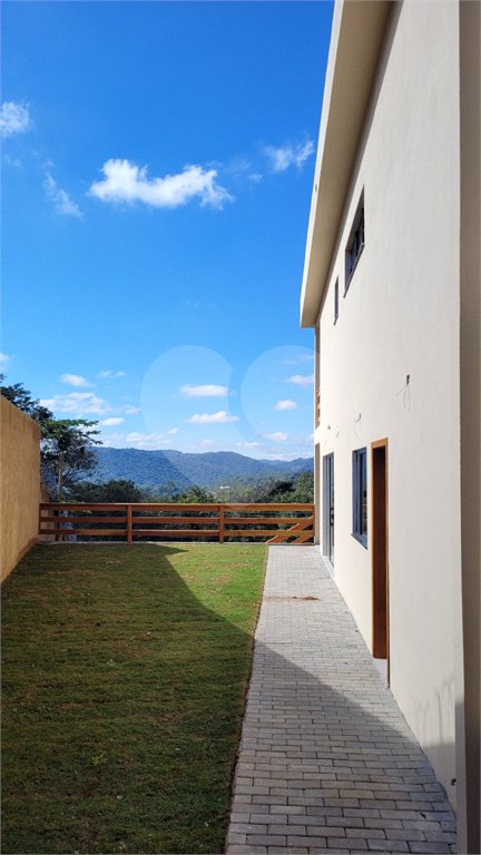 Casa à venda com 4 suítes no condomínio Sausalito, Mairiporã - SP