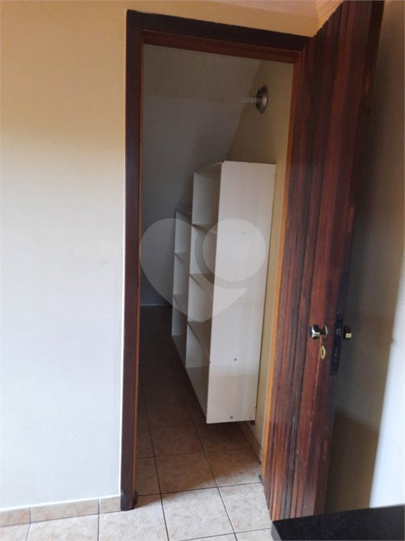 Sobrado à venda com 3 quartos, sendo 1 suíte, em Portal da Primavera, Cotia, SP