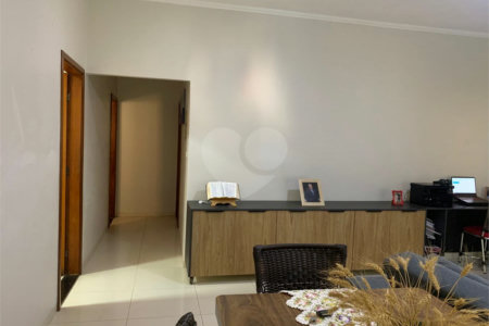Casa à venda com 1 quarto em Parque Das Mangueiras, Três Lagoas, MS