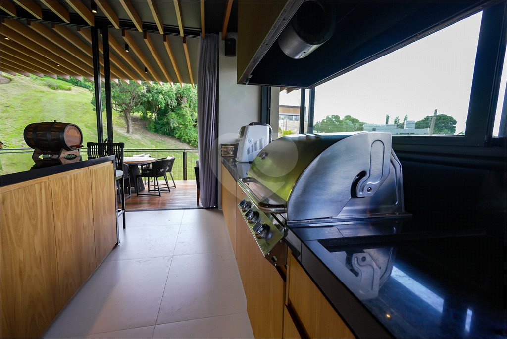 Casa à venda com 5 suítes no condomínio Plaza Athenee, Itu - SP