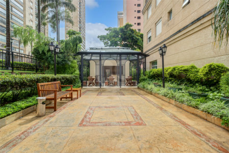 Apartamento à venda com 4 quartos, sendo 3 suítes, em Brooklin, São Paulo, SP