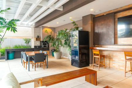 Apartamento à venda com 2 quartos, sendo 1 suíte,  em Jardim das Acácias, São Paulo, SP