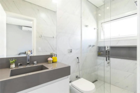 Casa à venda com 4 suítes no condomínio Granville, Atibaia - SP