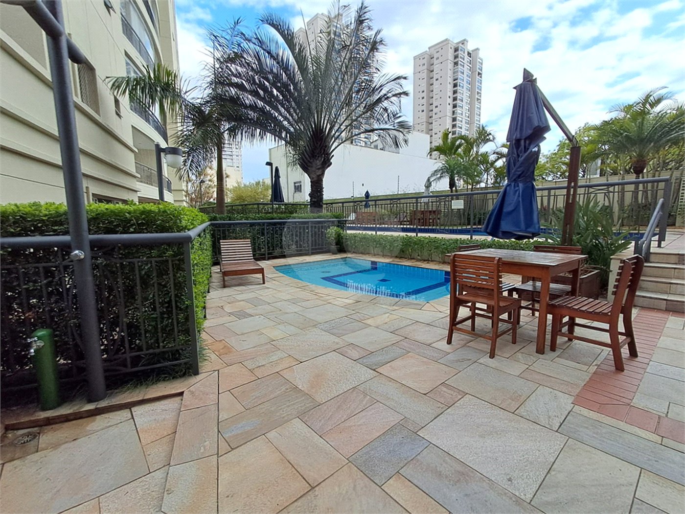 Apartamento à venda com 3 quartos, sendo 2 suítes, em Vila Romana, São Paulo, SP