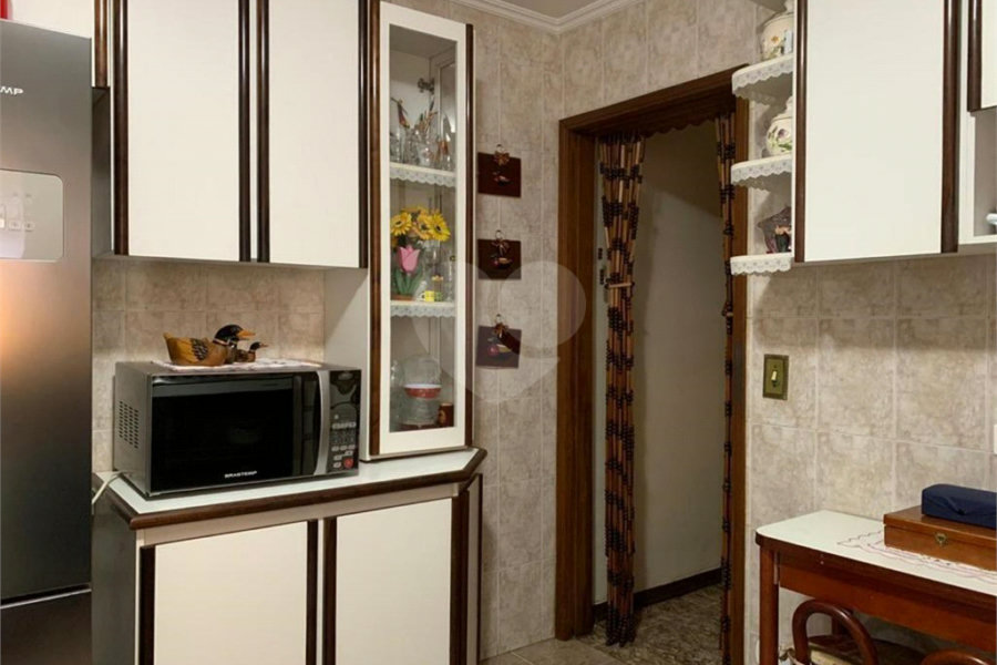 Sobrado à venda com 3 quartos, sendo 1 suíte,  em Vila Sabrina, São Paulo, SP