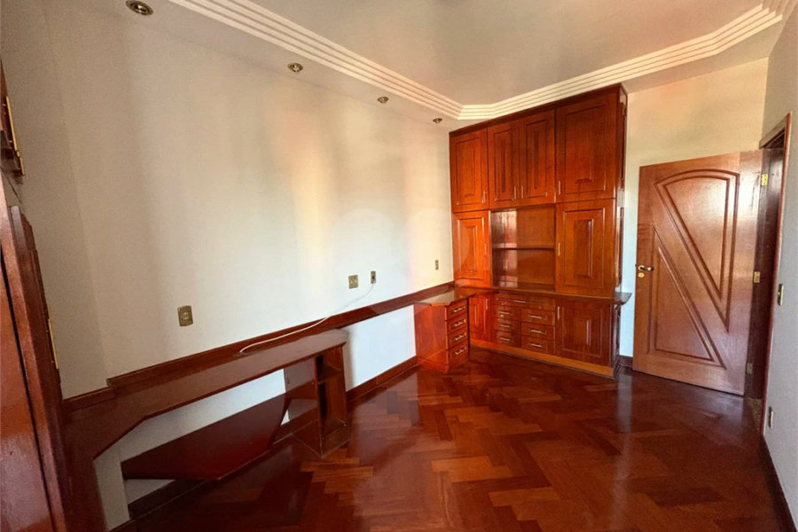 Apartamento disponível no Edifício Palladium no Centro de Piracicaba - SP.