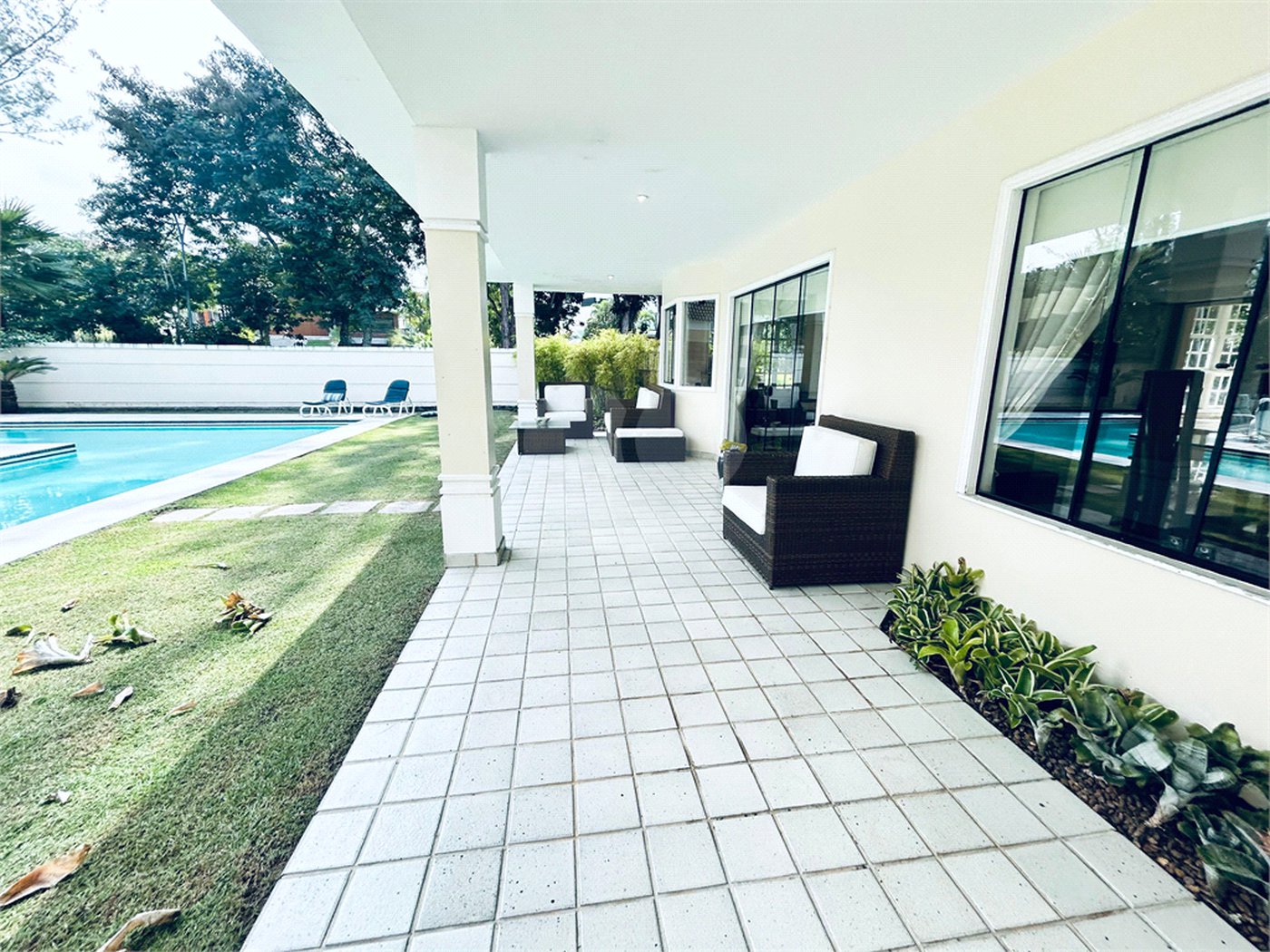 Casa à venda com 8 quartos, sendo 7 suítes, em Barra da Tijuca, Rio de Janeiro, RJ