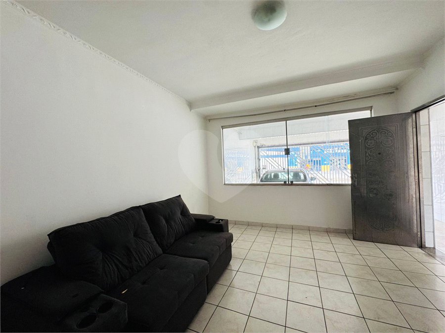 Casa à venda com 3 quartos, sendo 1 suíte,  em Vila Leonor, Guarulhos, SP