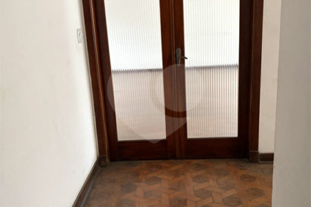 Casa à venda com 3 quartos em Bela Aliança, São Paulo, SP