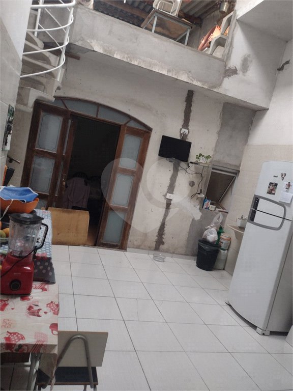 Sobrado à venda com 3 quartos, sendo 1 suíte, em Jardim da Mamãe, Guarulhos, SP