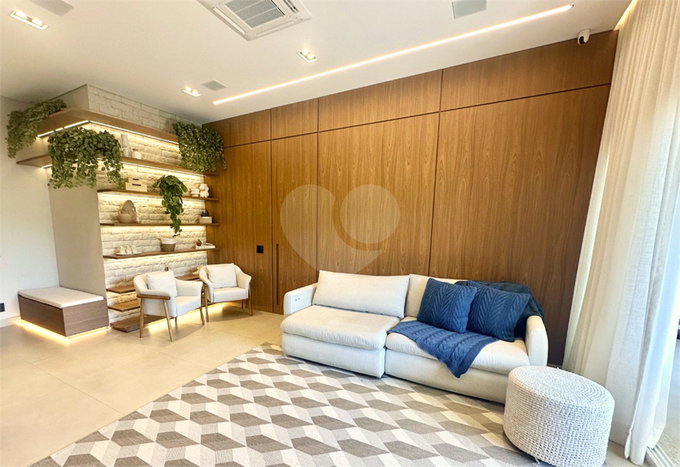 Apartamento à venda com 3 suítes em Santo Amaro, São Paulo, SP