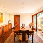Casa à venda com 4 quartos, sendo 2 suítes, em Jardim Cordeiro, São Paulo, SP