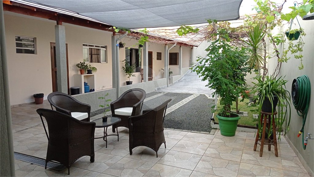 Casa à venda com 2 quartos, sendo 1 suíte, em Vila Haro, Sorocaba, SP