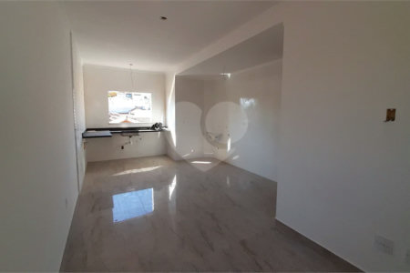 Casa à venda com 2 quartos no condomínio Residencial Luta, São Paulo - SP
