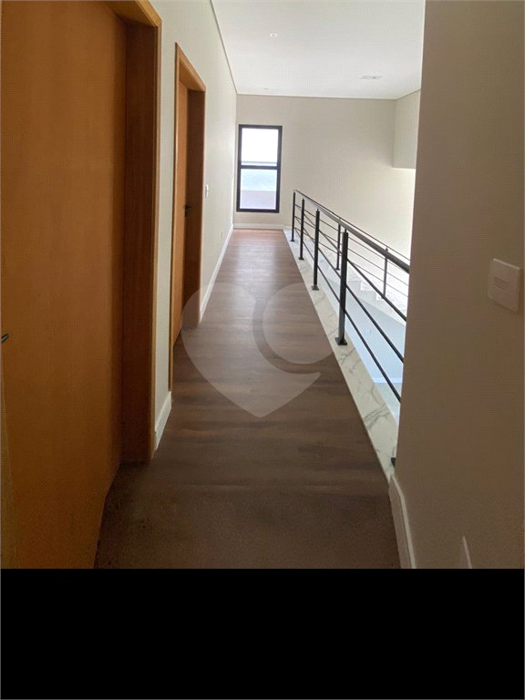 Casa à venda com 3 suítes no condomínio Parque das Camélias, Jundiaí - SP