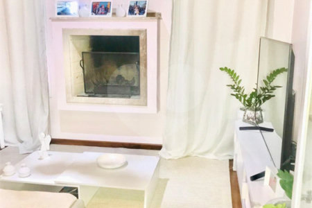 Casa à venda com 3 quartos, sendo 1 suíte, no condomínio Residencial Patrimônio do Carmo, São Roque - SP