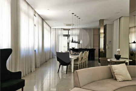 Apartamento à venda com 3 quartos, sendo 1 suíte, em Chácara Santo Antônio, São Paulo, SP