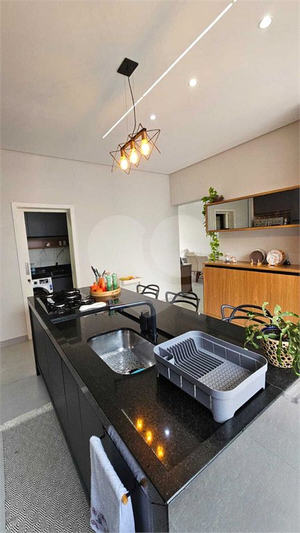Casa à venda com 3 suítes no condomínio Mantova, Indaiatuba - SP