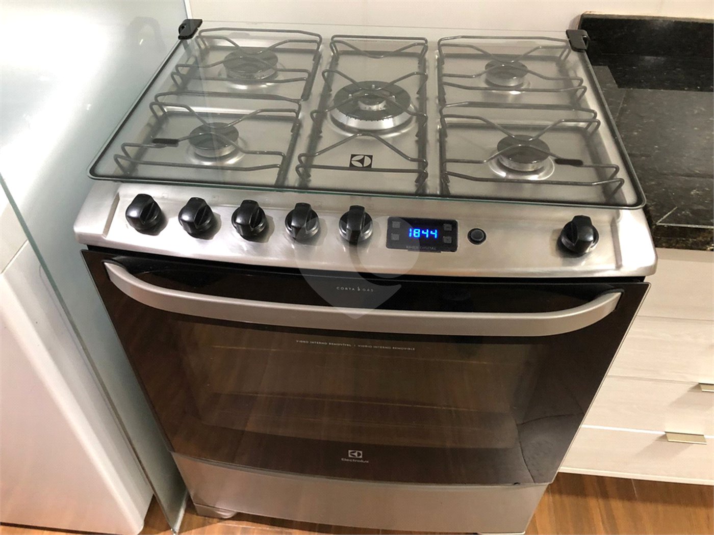 Apartamento para alugar com 2 quartos, sendo 1 suíte, em Parque Bela Vista, Votorantim, SP
