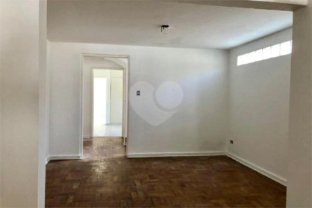 Sobrado à venda com 3 quartos, sendo 1 suíte,  em Brooklin Paulista, São Paulo, SP