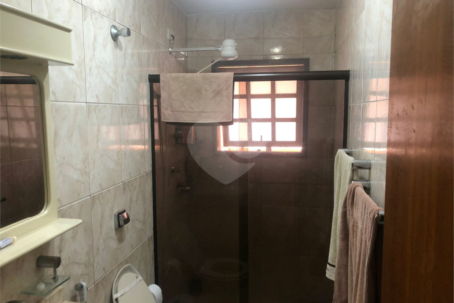 Sobrado à venda com 4 quartos, sendo 1 suíte, em Sumaré, São Paulo, SP