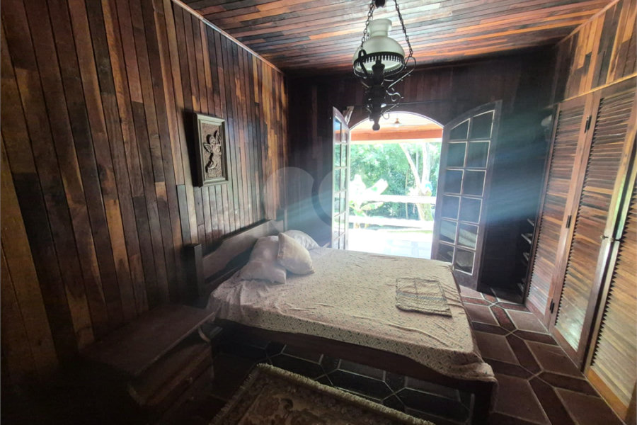 Casa Térrea à venda com 3 quartos, sendo 1 suíte,  em Serra da Cantareira, Mairiporã, SP