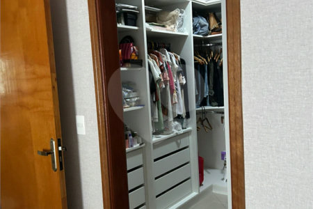 Casa à venda com 3 suítes em Jardim Regina, Indaiatuba, SP
