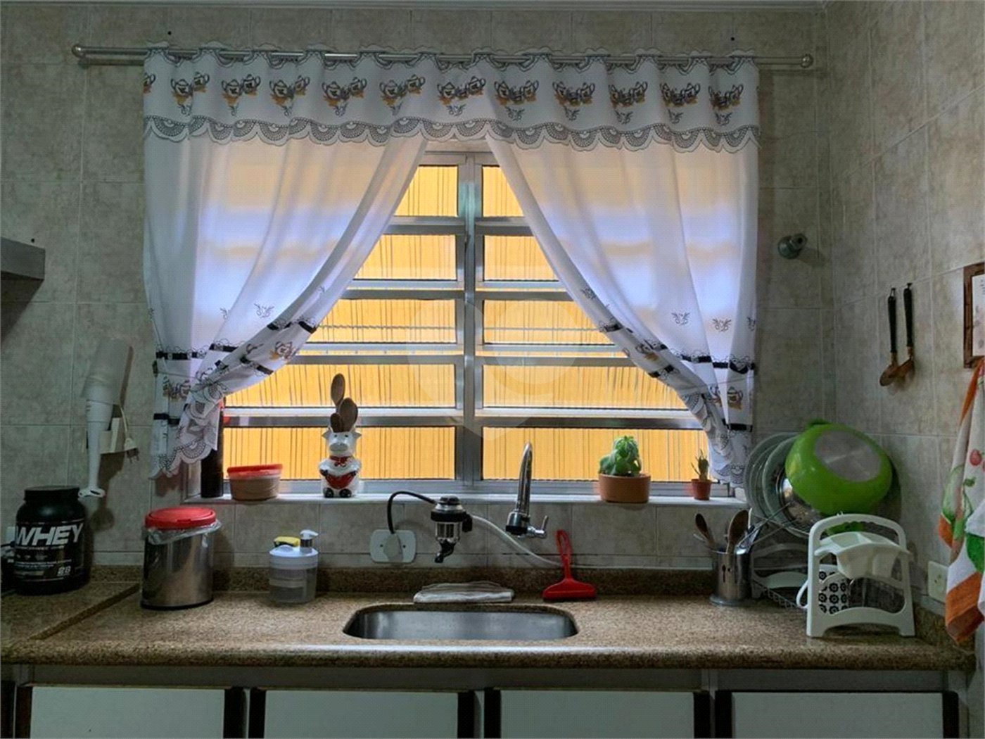 Sobrado à venda com 3 quartos, sendo 1 suíte,  em Vila Sabrina, São Paulo, SP