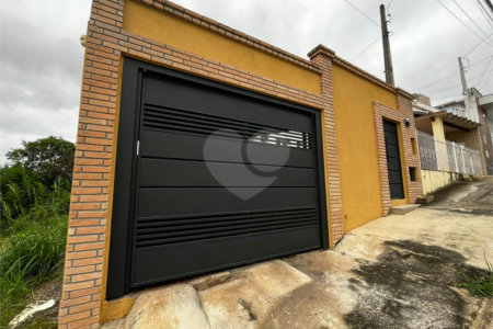 Casa à venda com 3 quartos em Vila Rosa, Itapetininga, SP