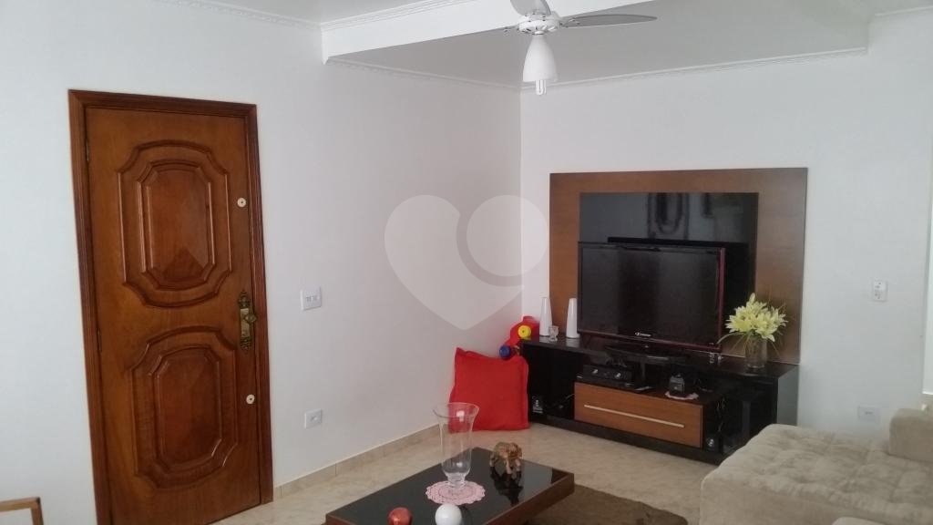 Sobrado à venda com 3 quartos, sendo 1 suíte, em Tremembé, São Paulo, SP