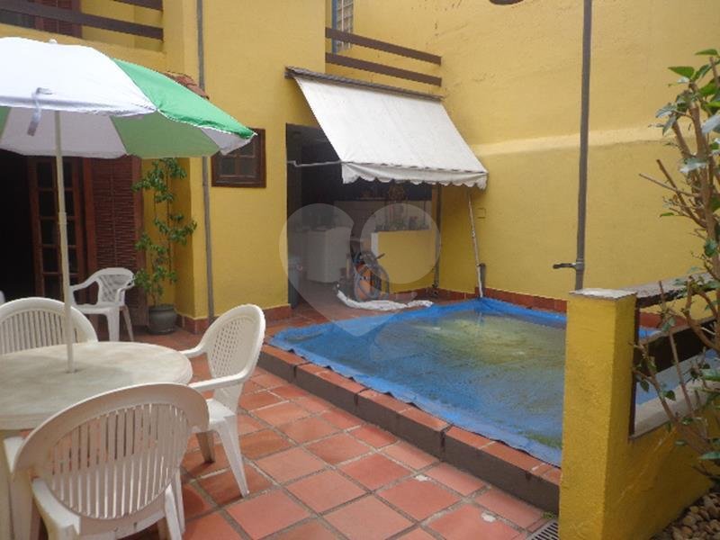 Sobrado à venda com 3 quartos, sendo 2 suítes, em Indianópolis, São Paulo, SP