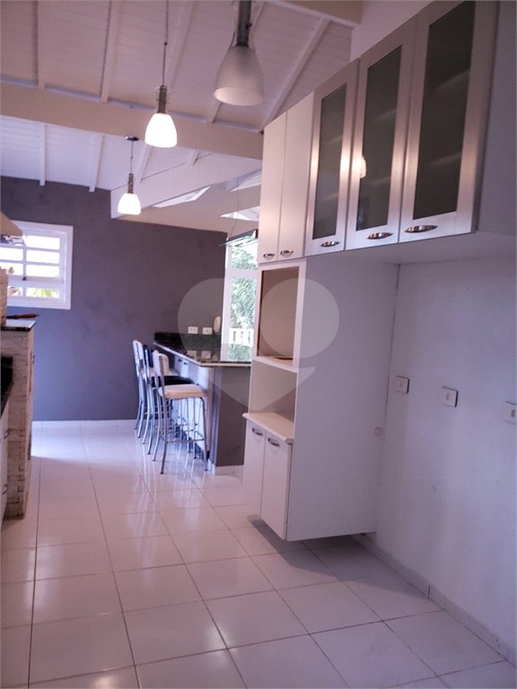 Casa à venda com 2 quartos, sendo 1 suíte, em Cumbari, Mairiporã, SP