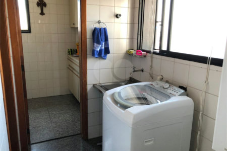 Apartamento à venda com 3 quartos, sendo 1 suíte, em Vila Paulicéia, São Paulo, SP