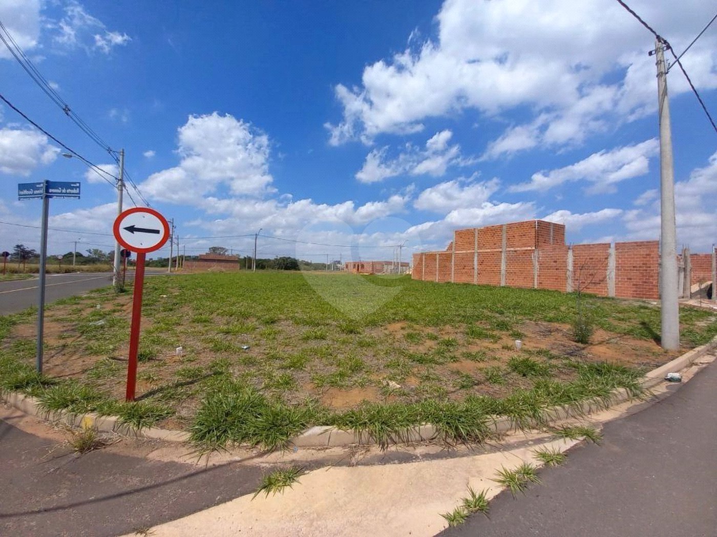 Terreno a venda no Arcoville