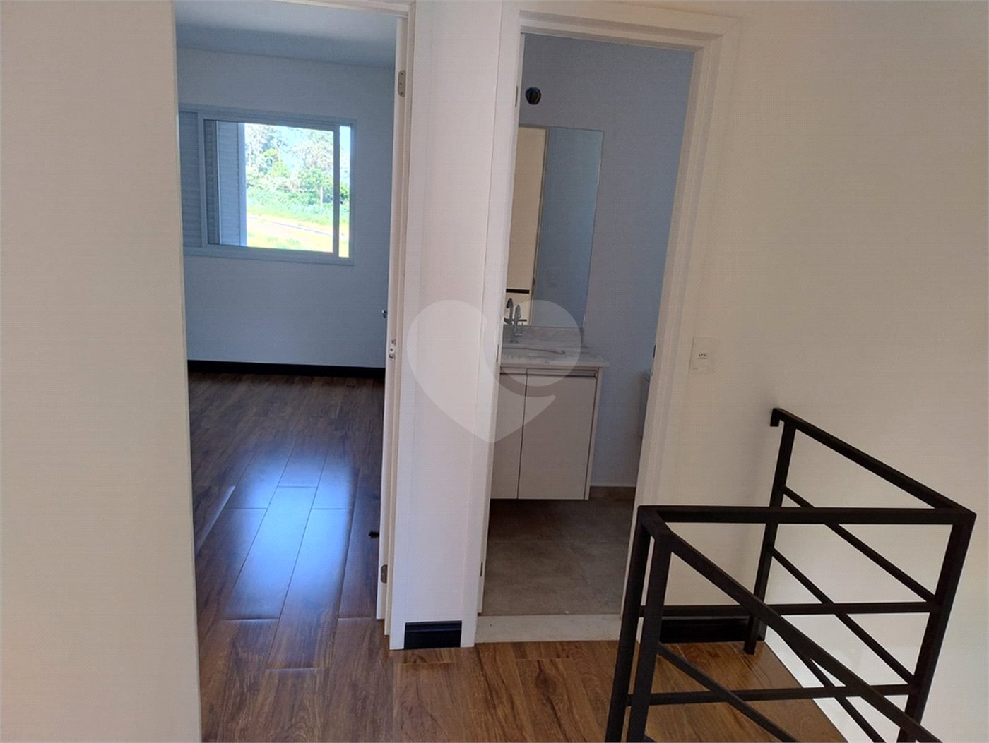Casa para alugar com 3 quartos, sendo 1 suíte, no condomínio Vila Quinta dos Manacás, Vinhedo - SP