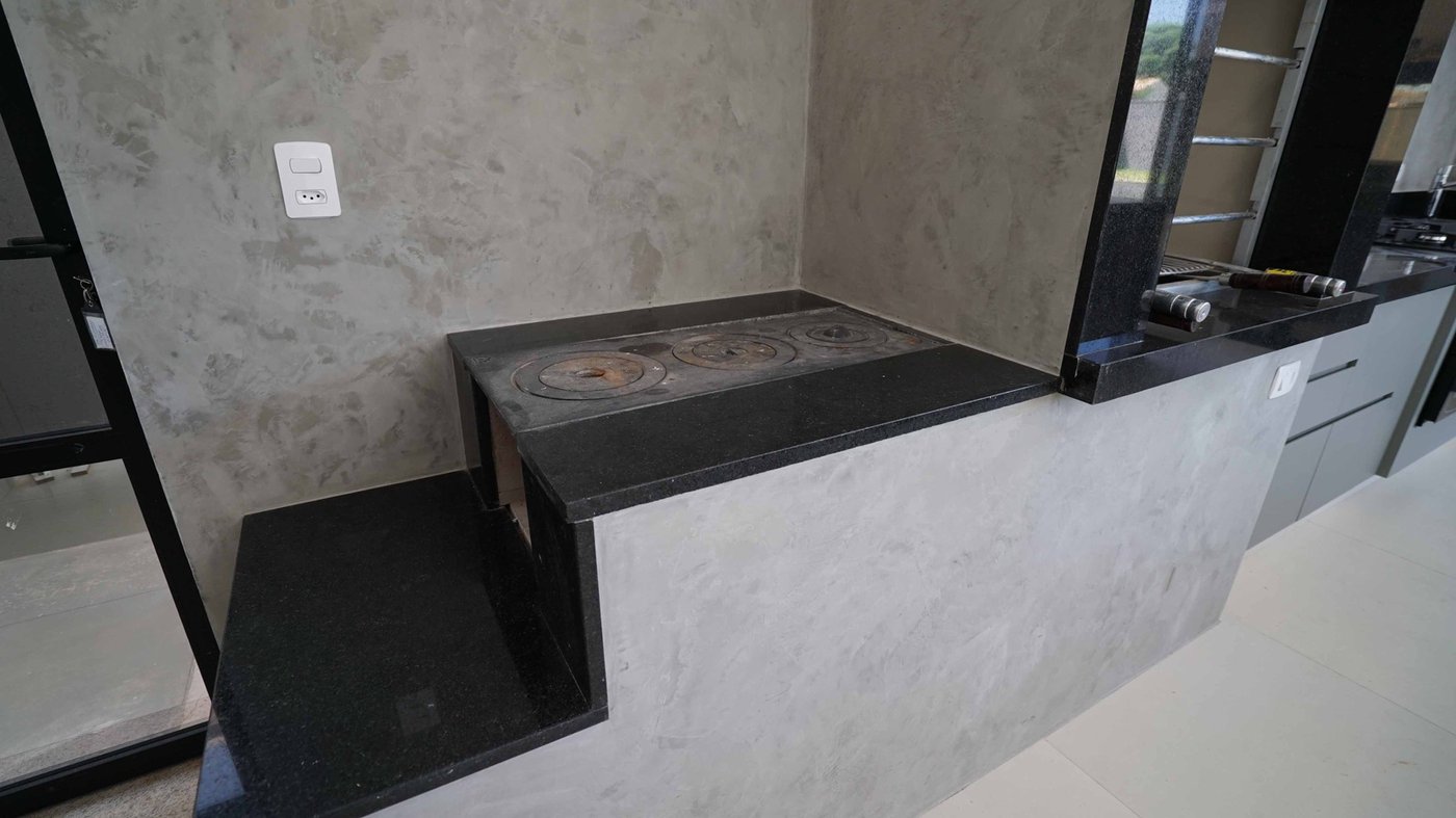 Casa à venda com 4 suítes no condomínio Gramado Park Residencial, Álvares Machado - SP