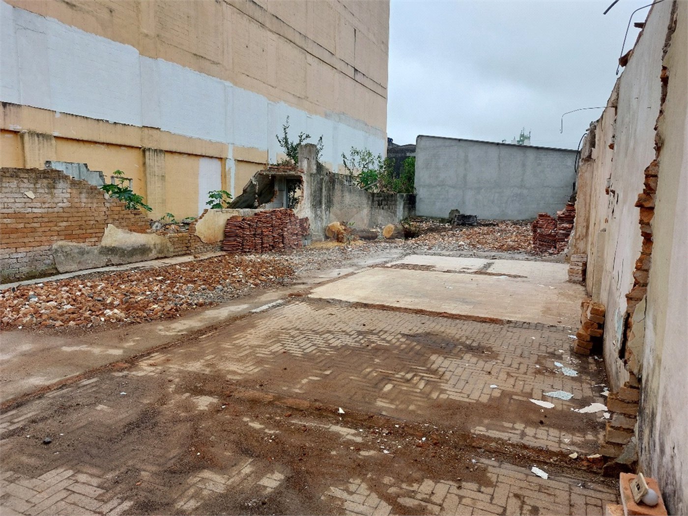Terreno à venda em Vila Costa, Suzano, SP