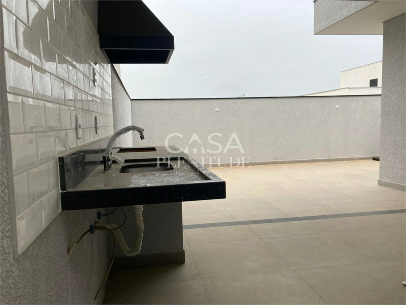Casa em condomínio à venda com 2 quartos, sendo 1 suíte, em Cajuru do Sul, Sorocaba, SP