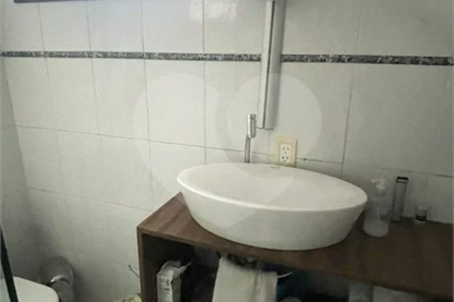 Sobrado à venda com 4 quartos, sendo 2 suítes, em Mandaqui, São Paulo, SP