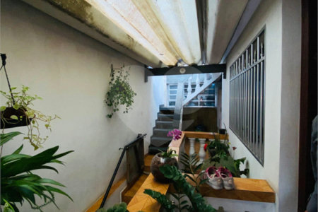 Sobrado à venda com 8 quartos em Jardim São Jorge (raposo Tavares), São Paulo, SP