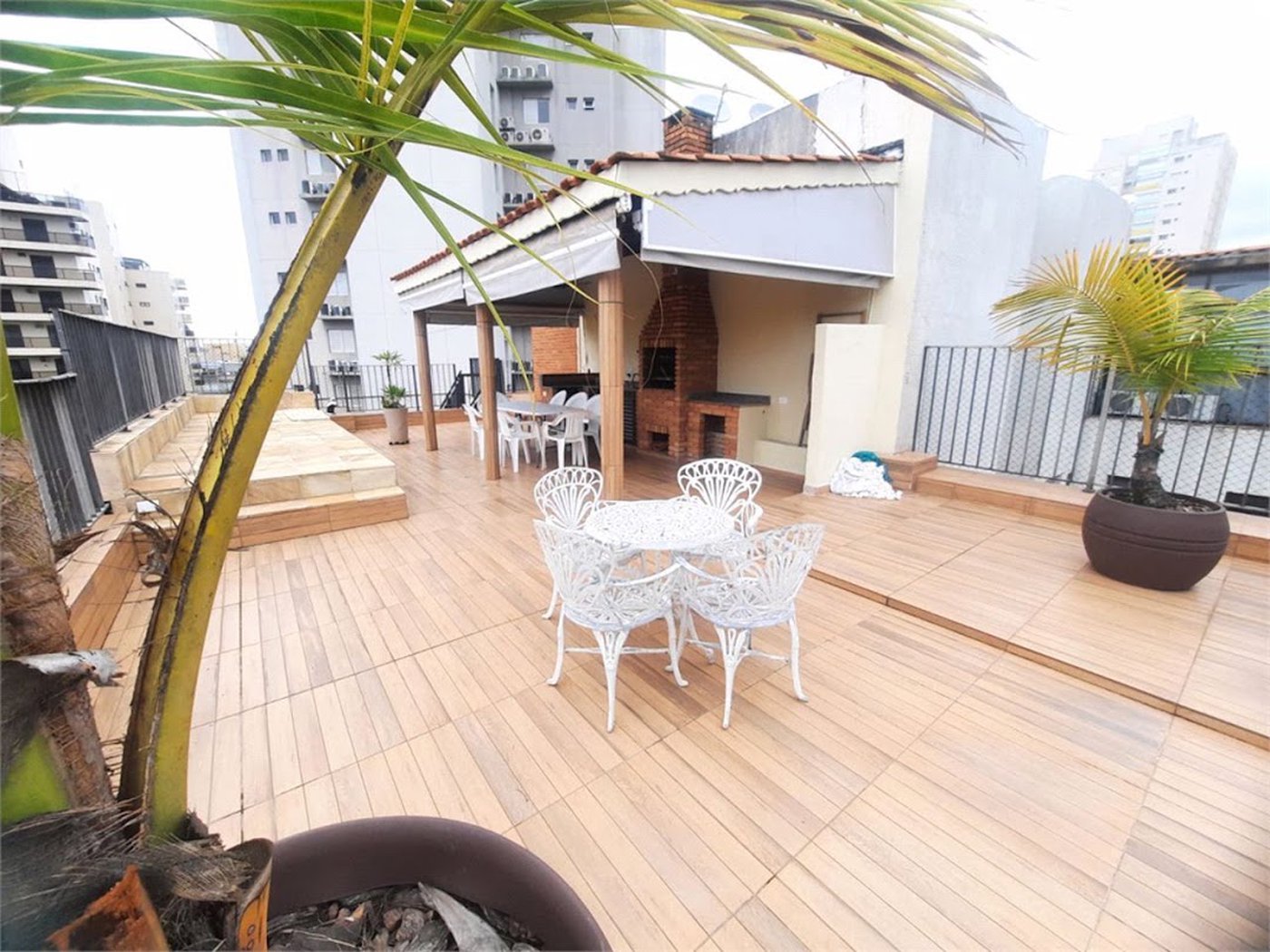 Apartamento com 3 dormitórios à venda, 202 m² por R$ 750.000,00 - Jardim Belmar - Guarujá/SP