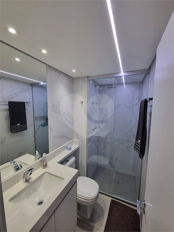Apartamento à venda com 3 quartos, sendo 1 suíte,  em Ferreira, São Paulo, SP