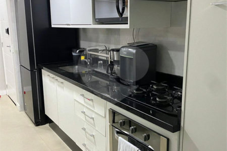 Apartamento à venda com 2 quartos, sendo 1 suíte,  em Vila Leonor, São Paulo, SP