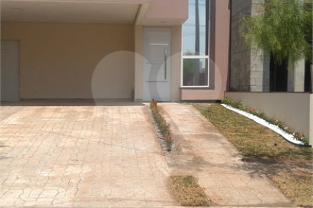Casa à venda com 3 quartos, sendo 1 suíte, no condomínio Terras da Estância, Paulínia - SP
