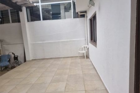 Sobrado à venda ou para alugar com 3 quartos, sendo 2 suítes,  em Ferreira, São Paulo, SP
